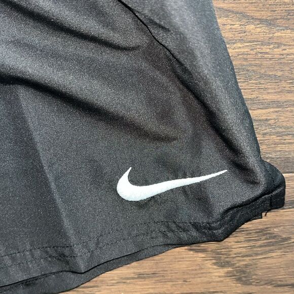 New Black fully lined Nike Swim beach trunks vacation travel pocket pool shorts - Picture 3 of 4